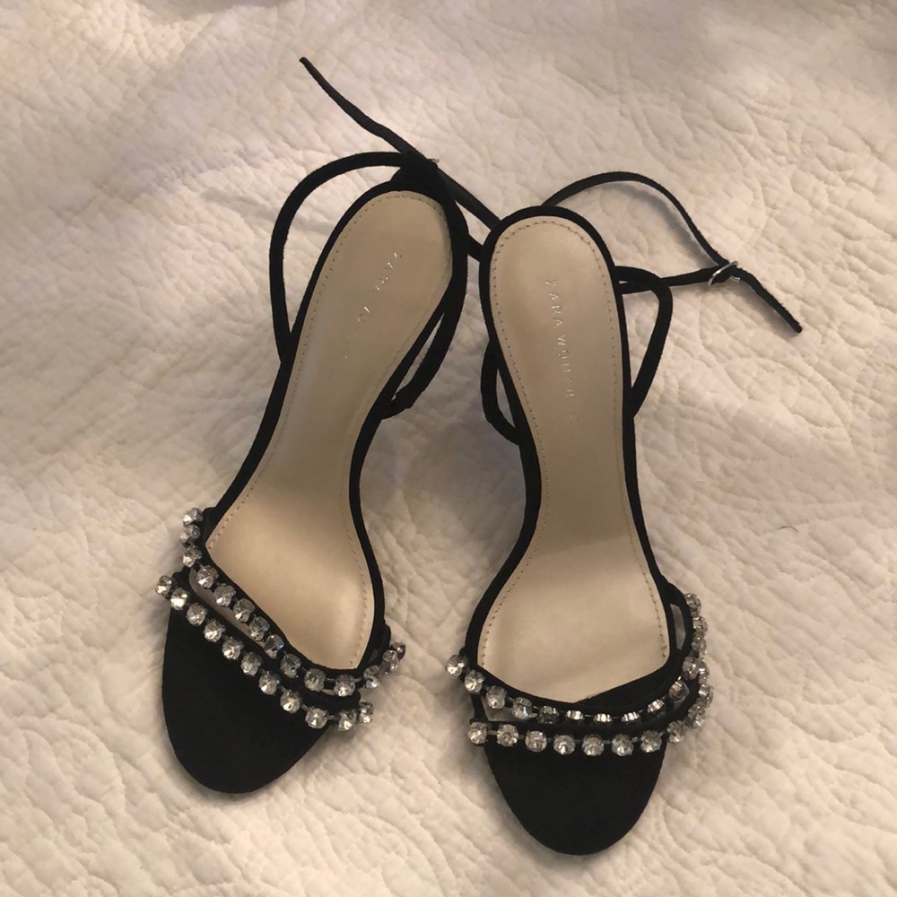NWOT Zara Jeweled Heels, US Size 9 / EURO 40 🎊🎉